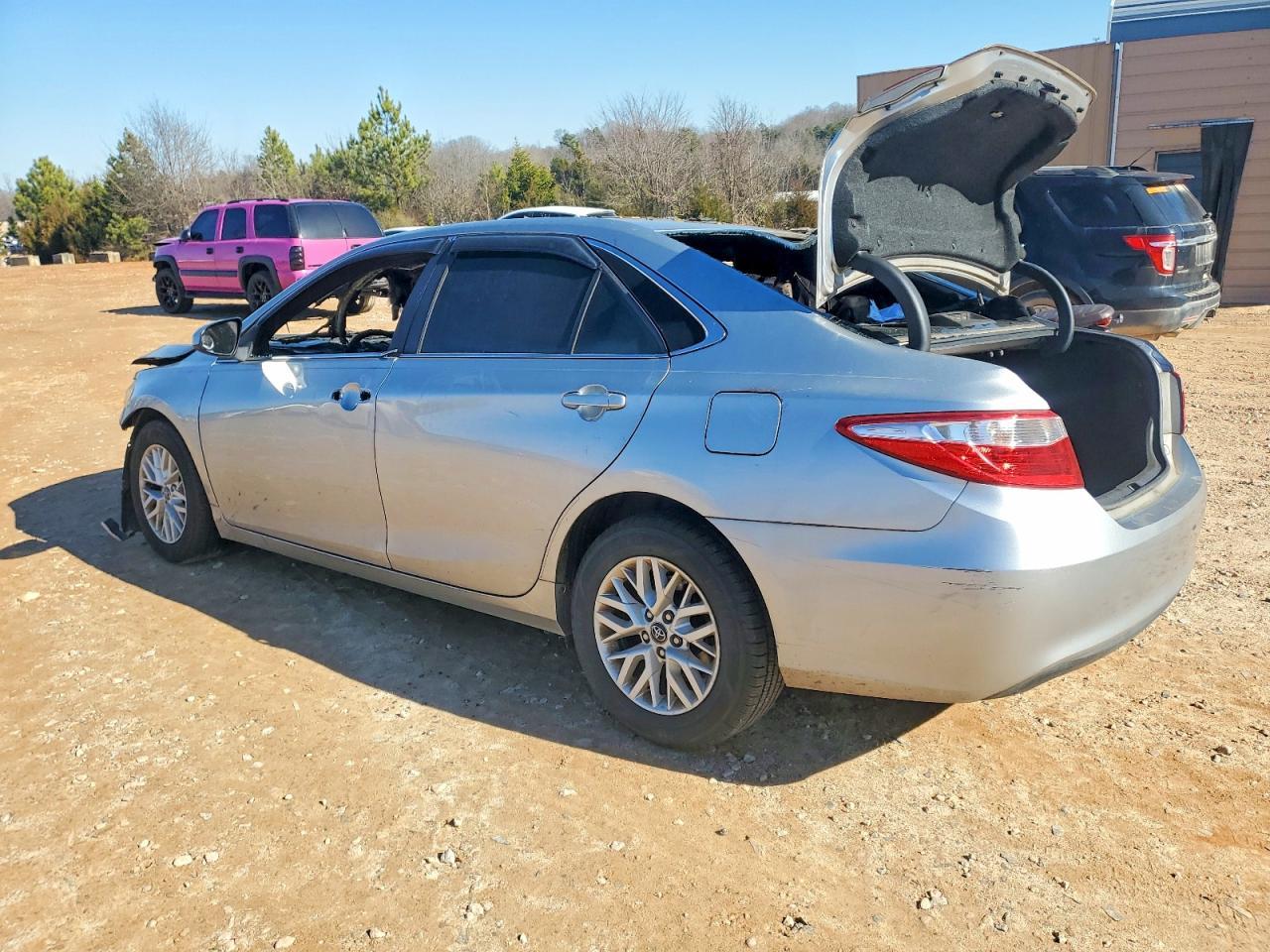 2017 TOYOTA CAMRY