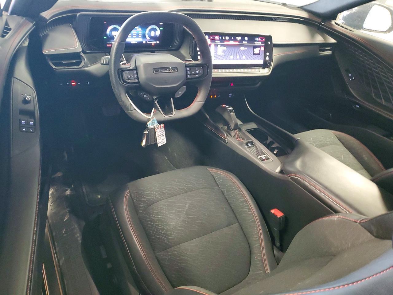 2025 DODGE CHARGER