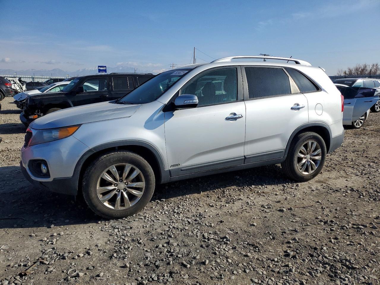 2011 KIA SORENTO