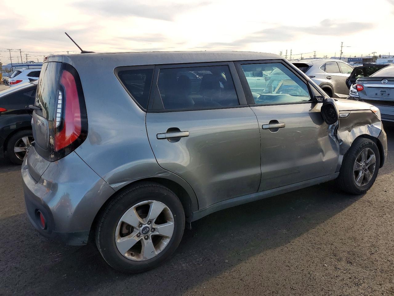 2019 KIA SOUL