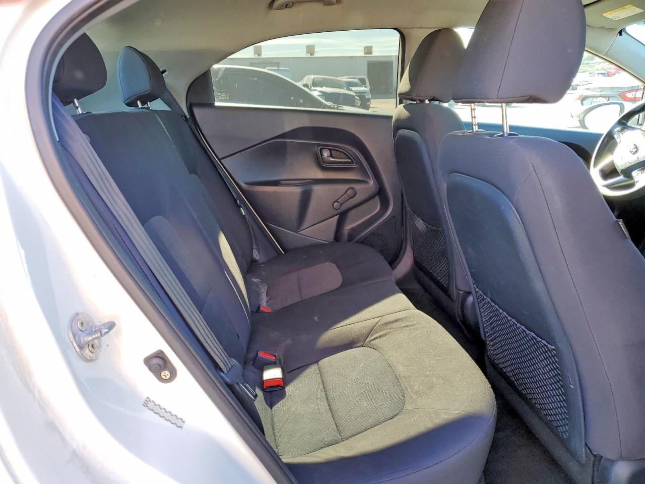 2013 KIA RIO