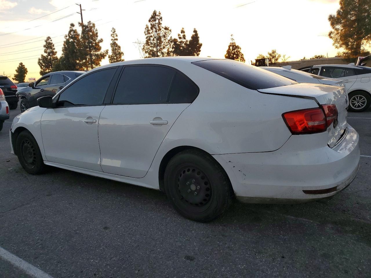 2015 VOLKSWAGEN JETTA