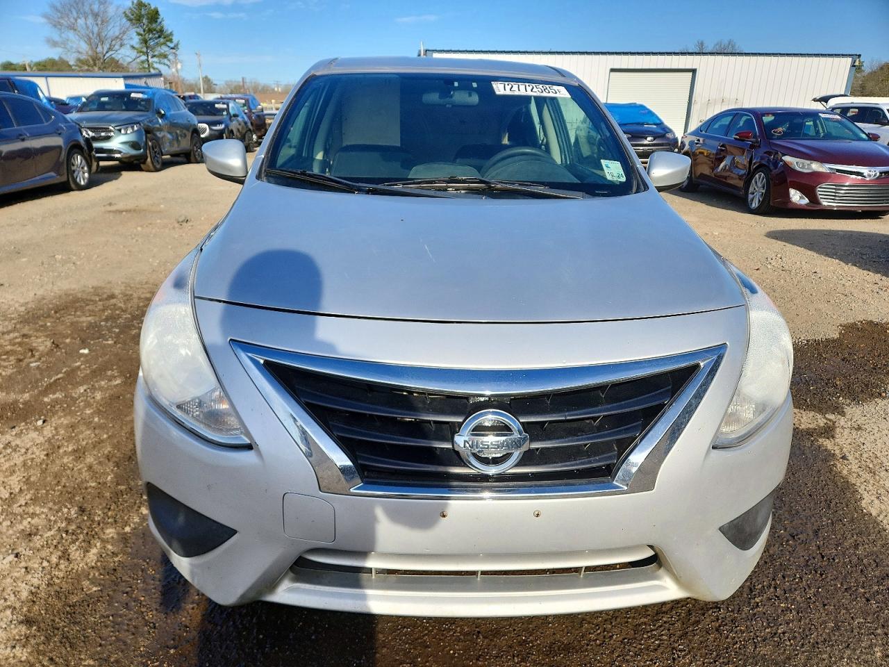 2018 NISSAN VERSA