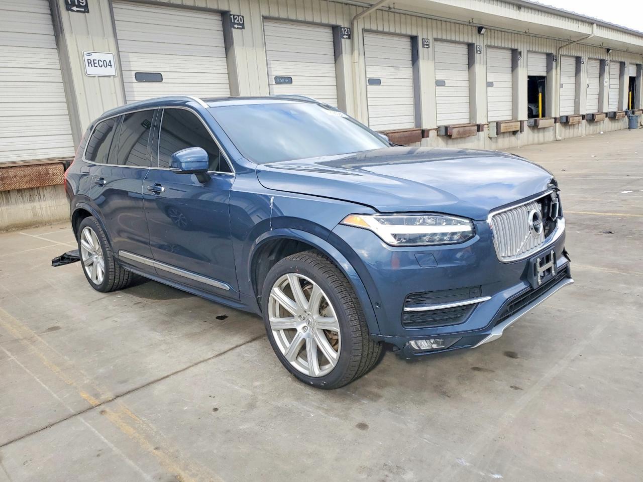 2019 VOLVO XC90