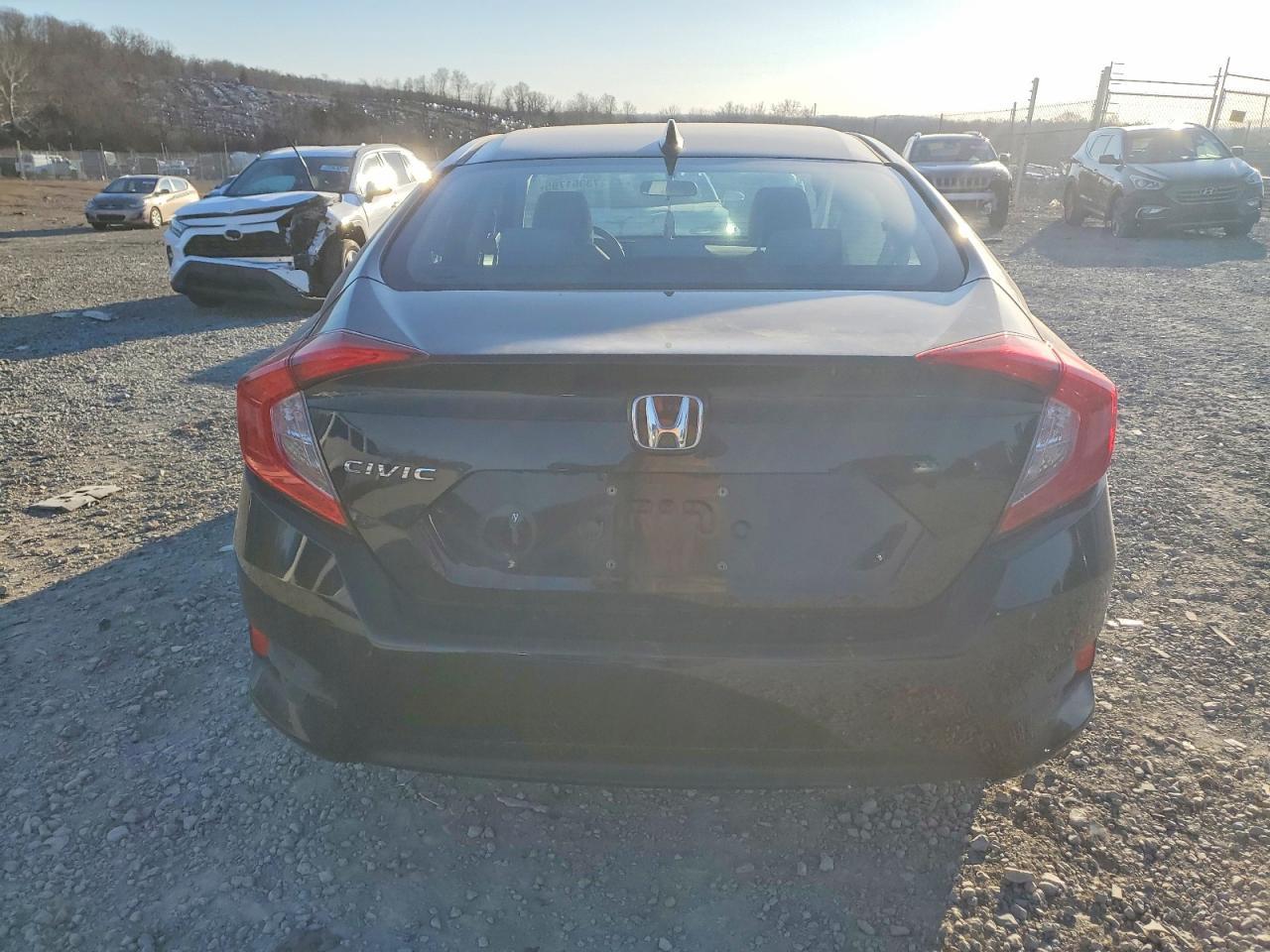 2018 HONDA CIVIC