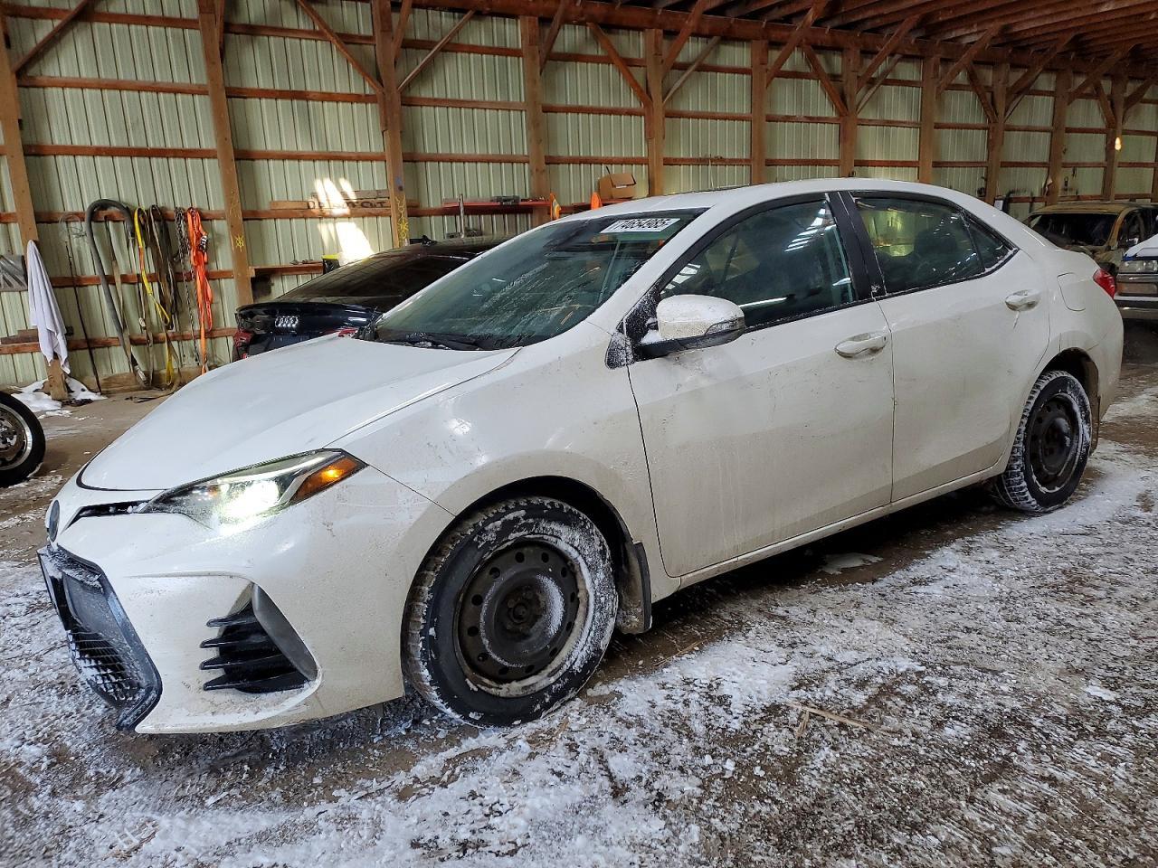 2017 TOYOTA COROLLA