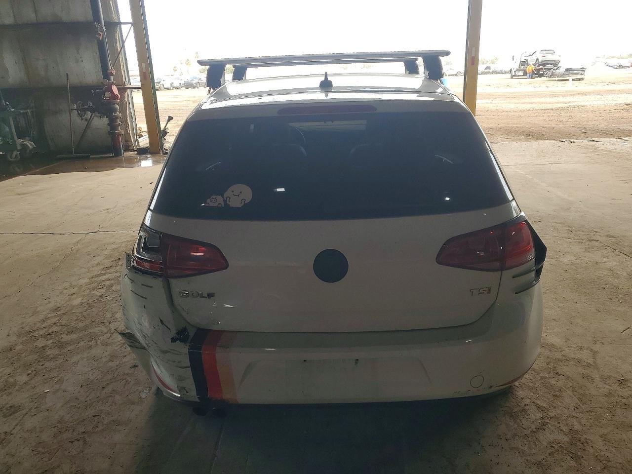 2017 VOLKSWAGEN GOLF
