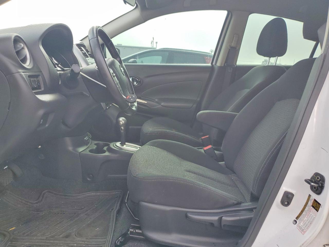 2017 NISSAN VERSA