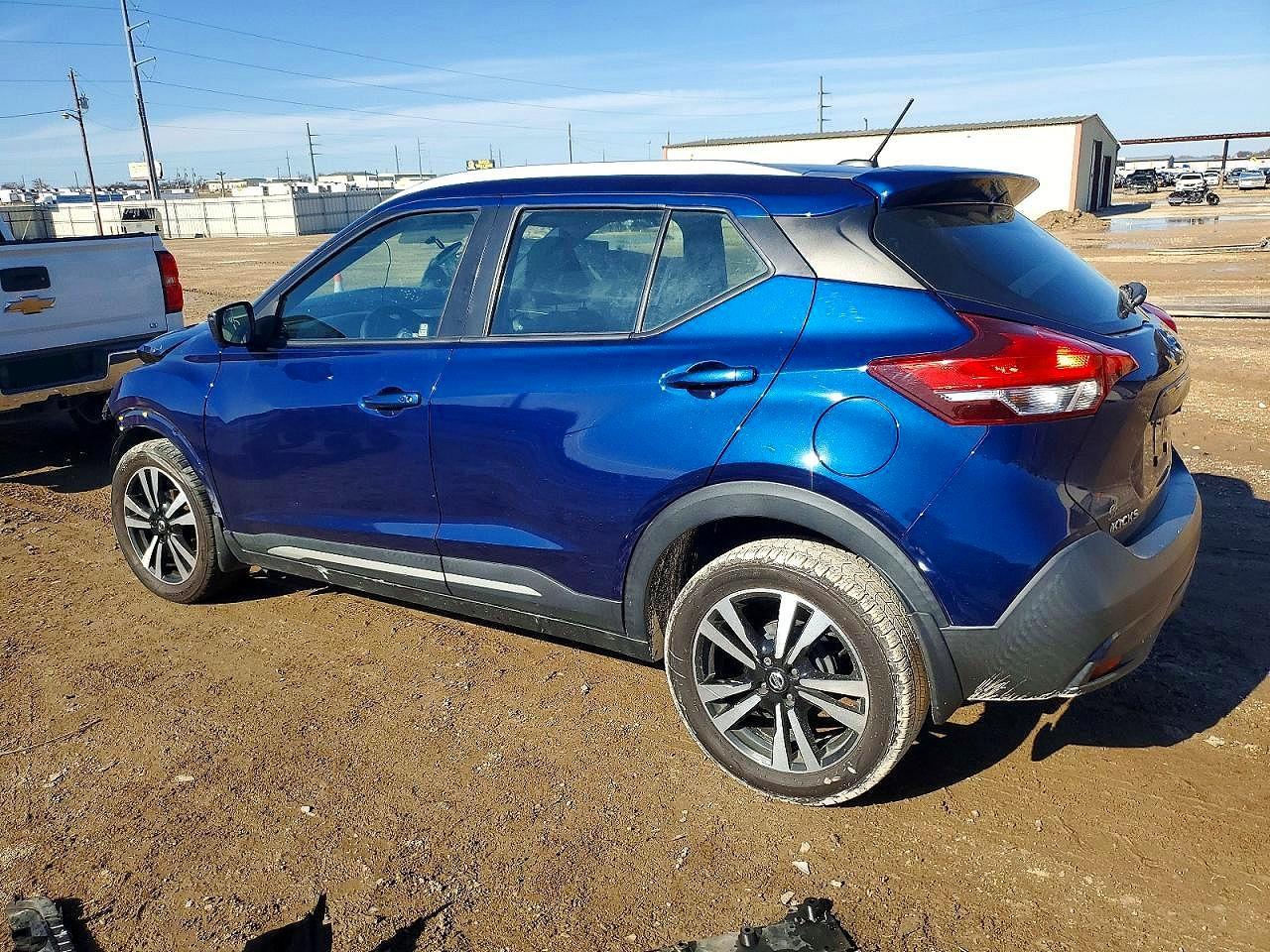 2019 NISSAN KICKS