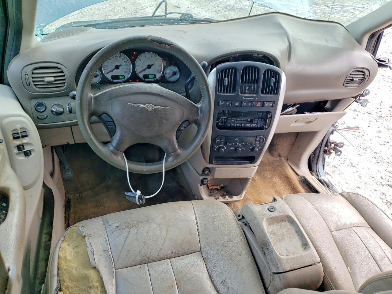 2005 CHRYSLER Town And C