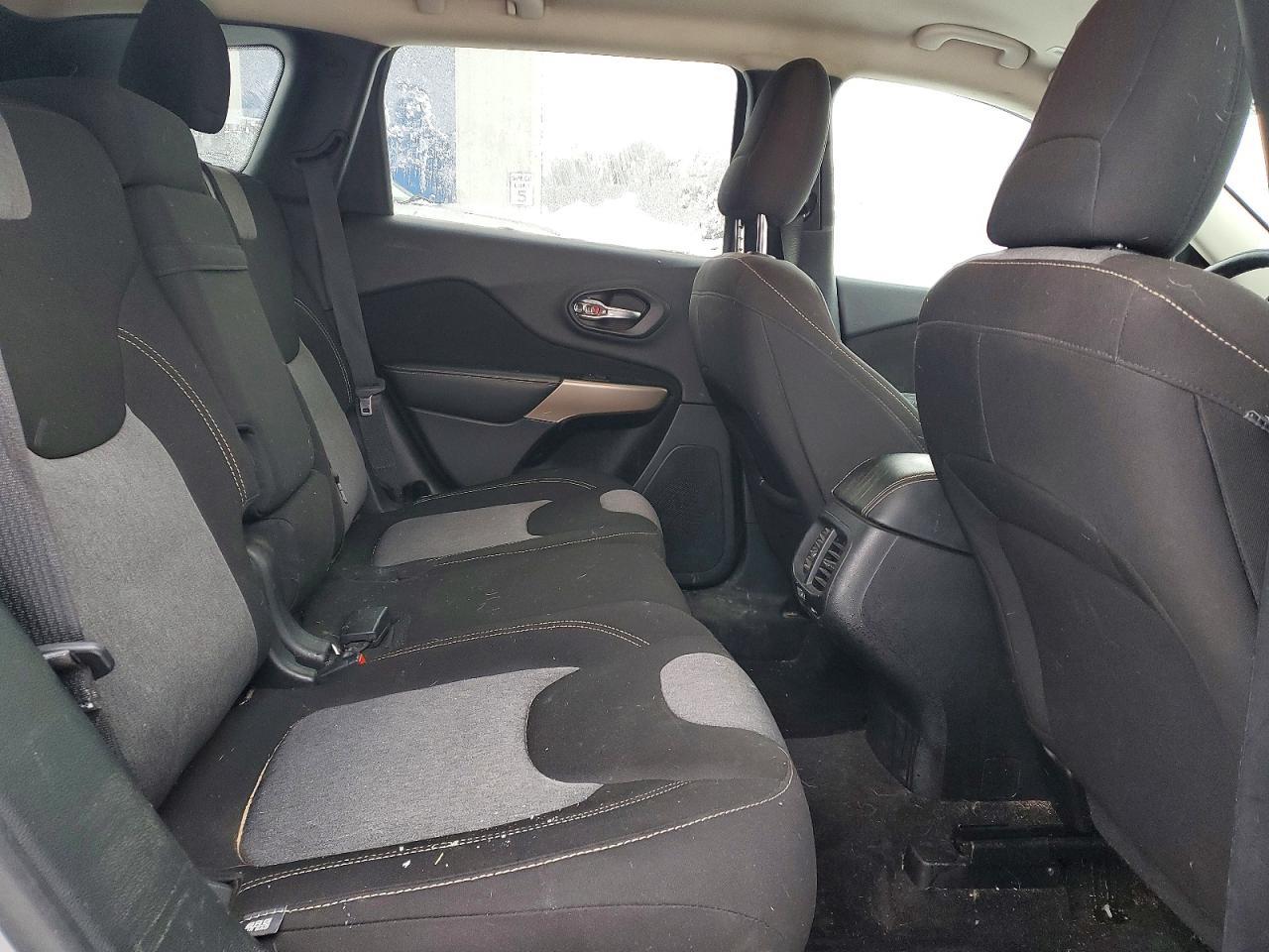 2018 JEEP CHEROKEE