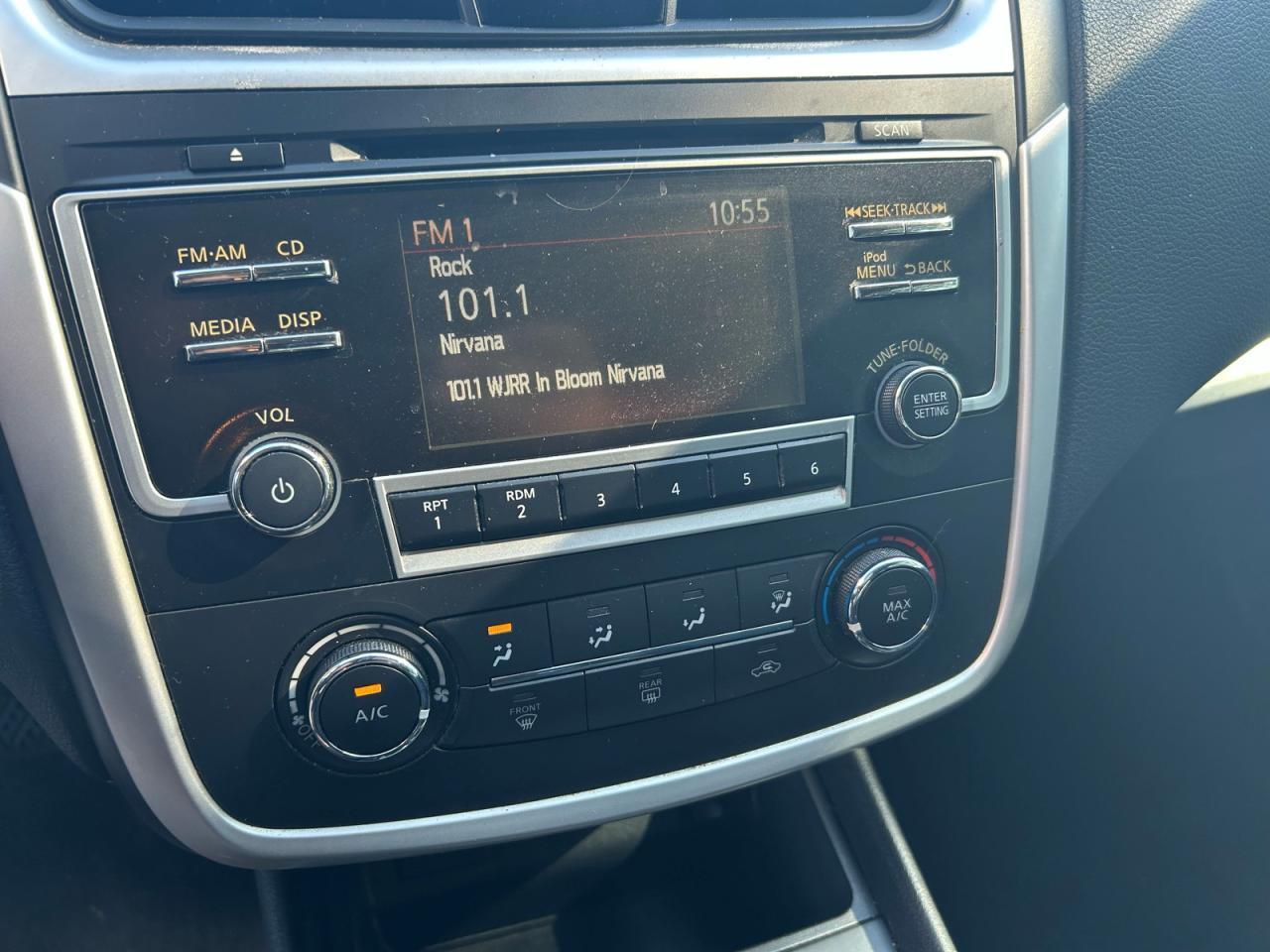 2017 NISSAN ALTIMA