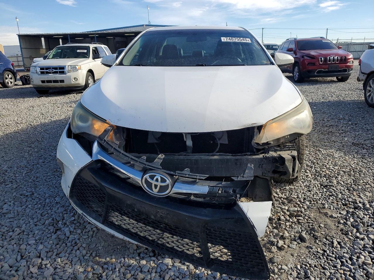 2015 TOYOTA CAMRY