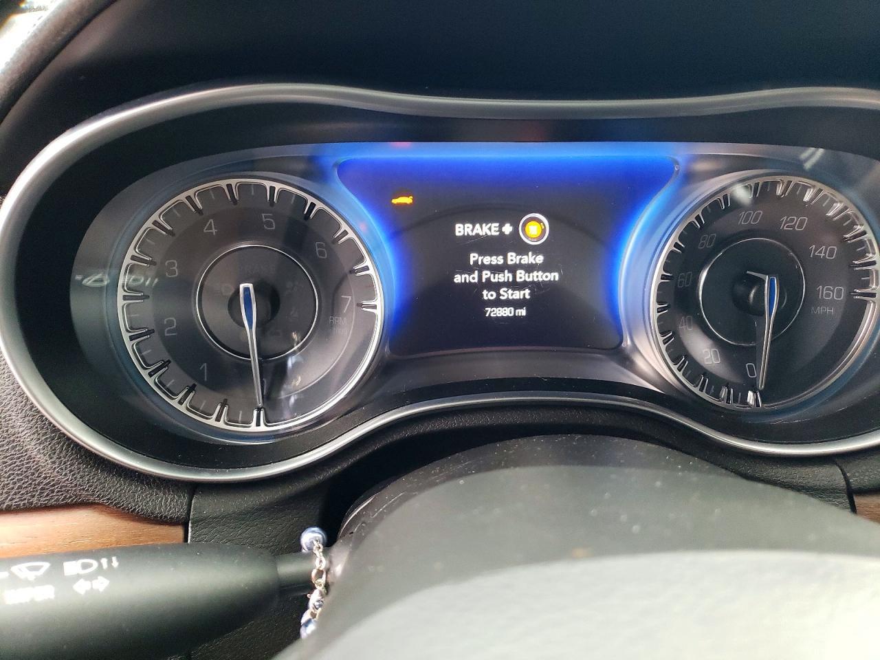2019 CHRYSLER 300