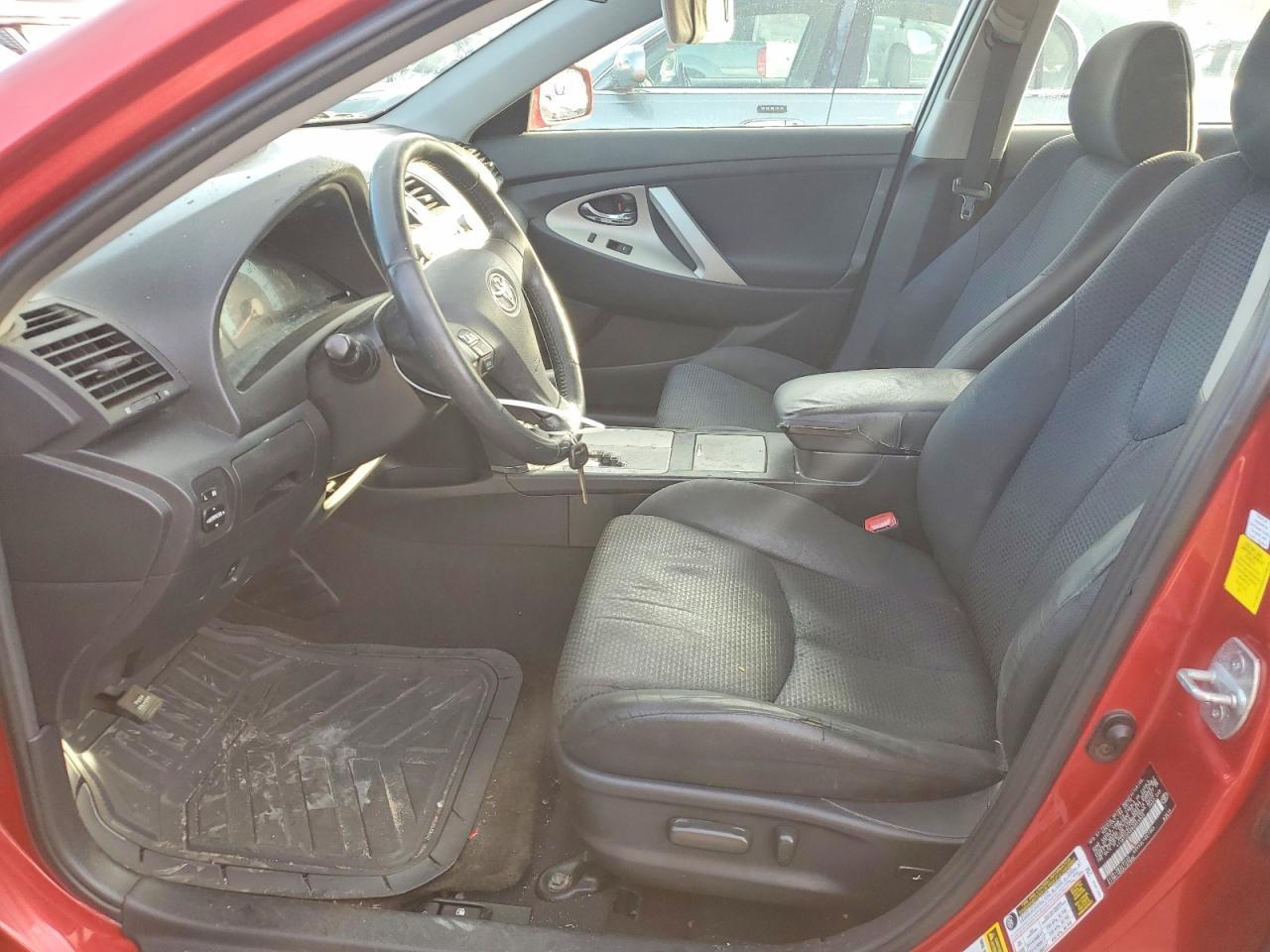 2011 TOYOTA CAMRY