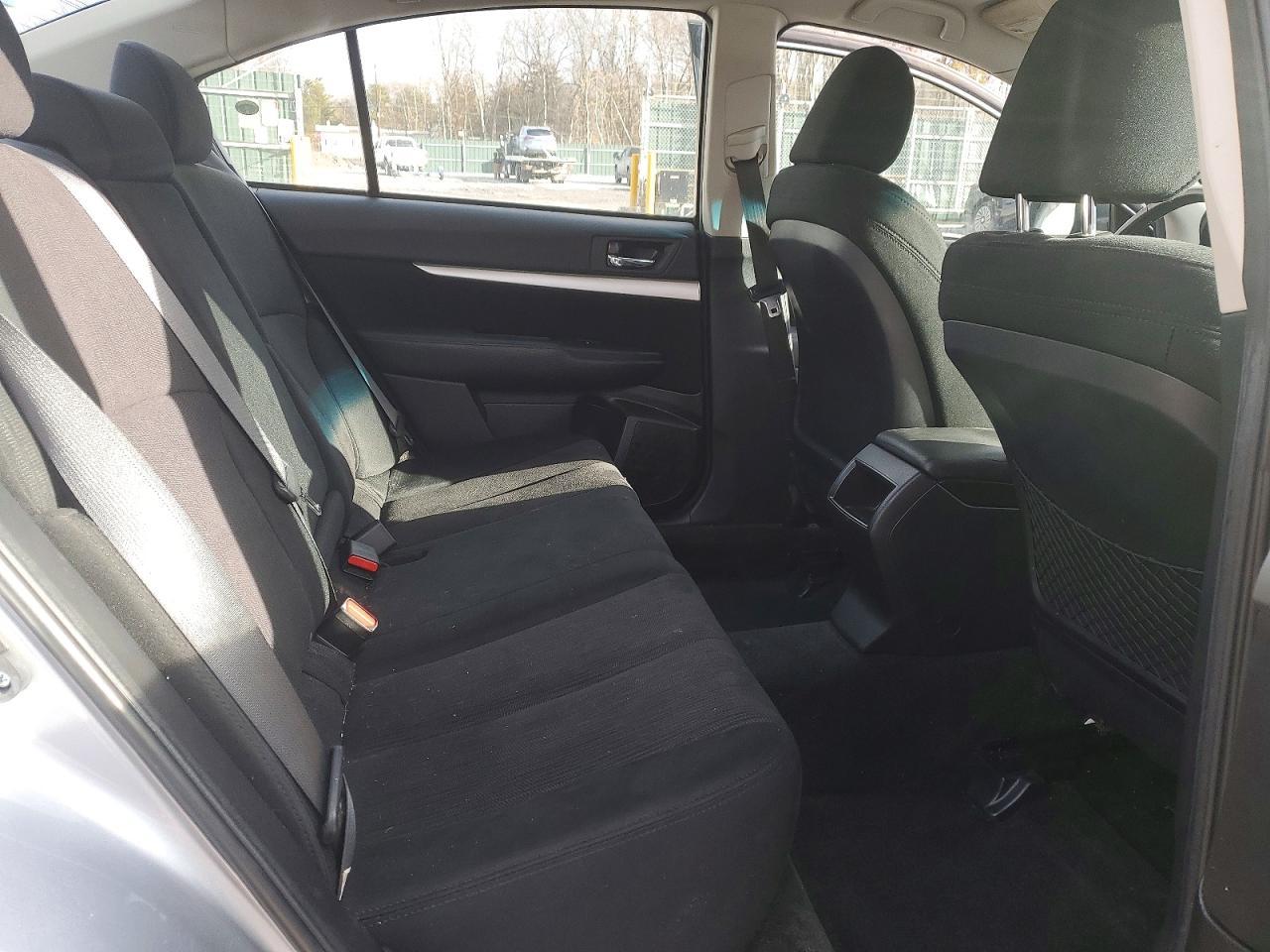 2013 SUBARU Legacy