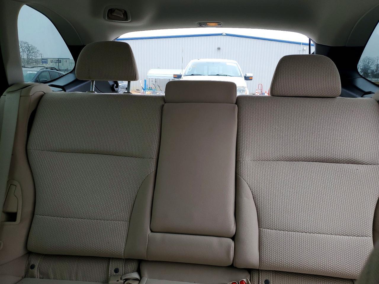 2017 SUBARU Outback