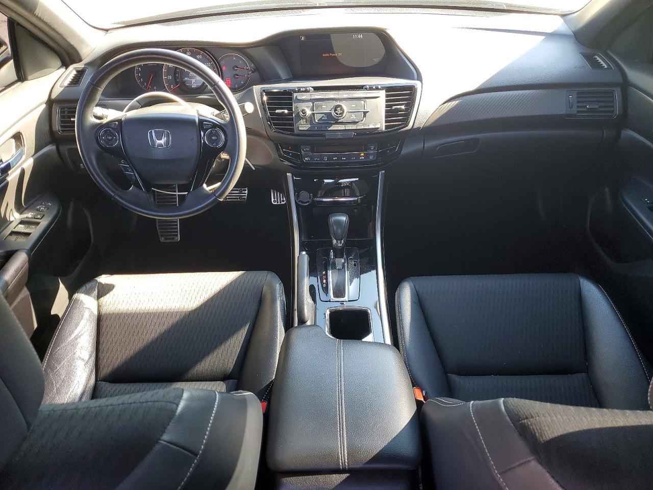 2017 HONDA ACCORD
