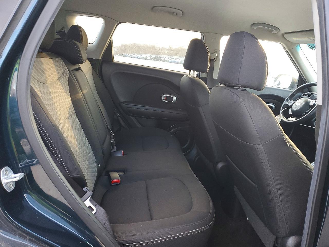 2017 KIA SOUL