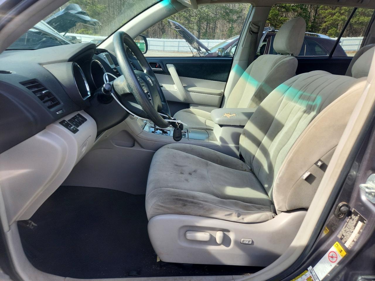 2012 TOYOTA HIGHLANDER