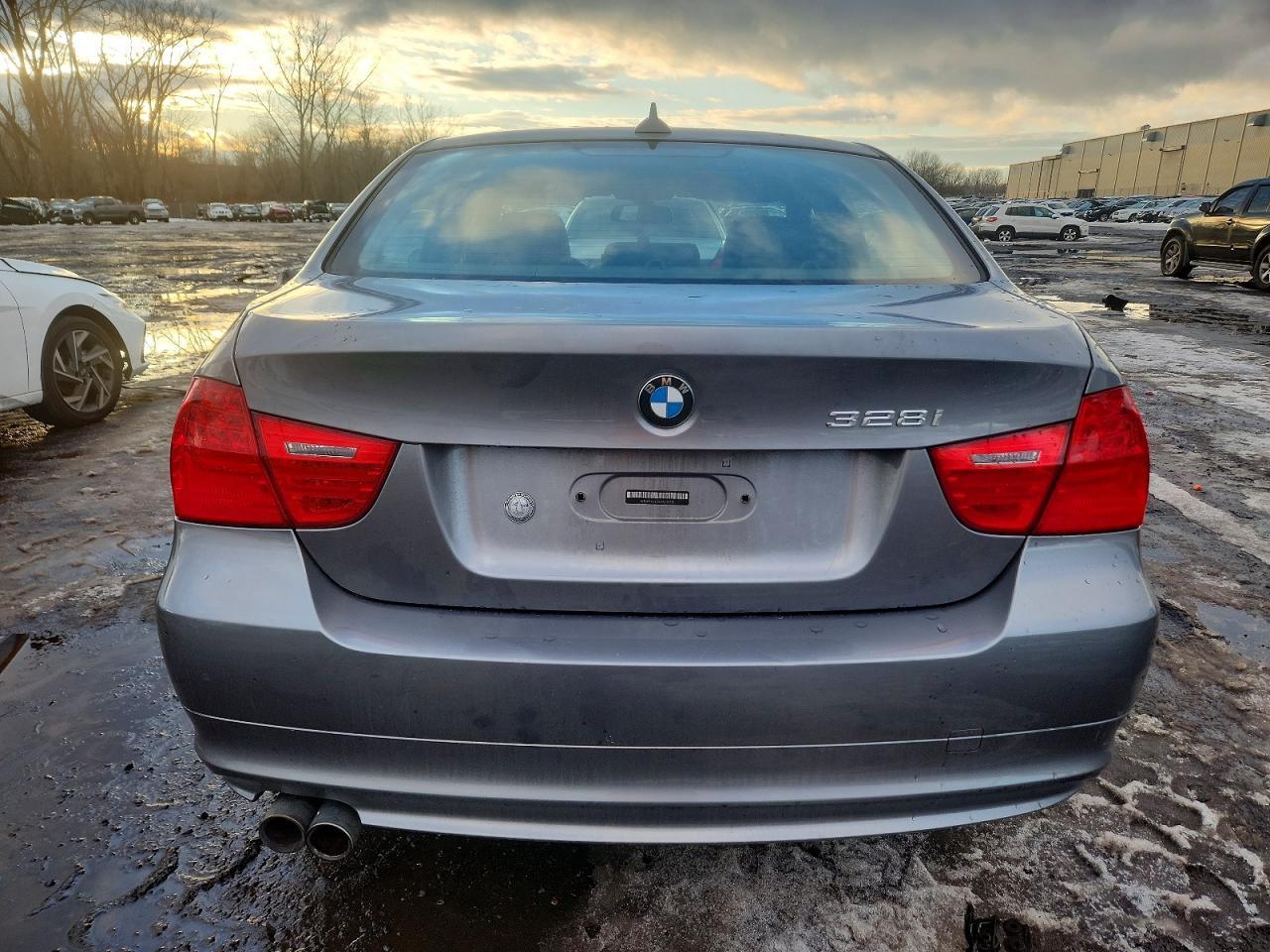 2009 BMW 3 SERIES