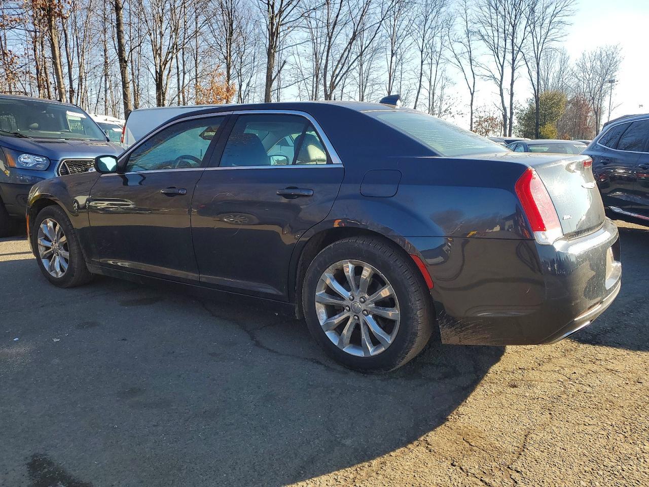2015 CHRYSLER 300