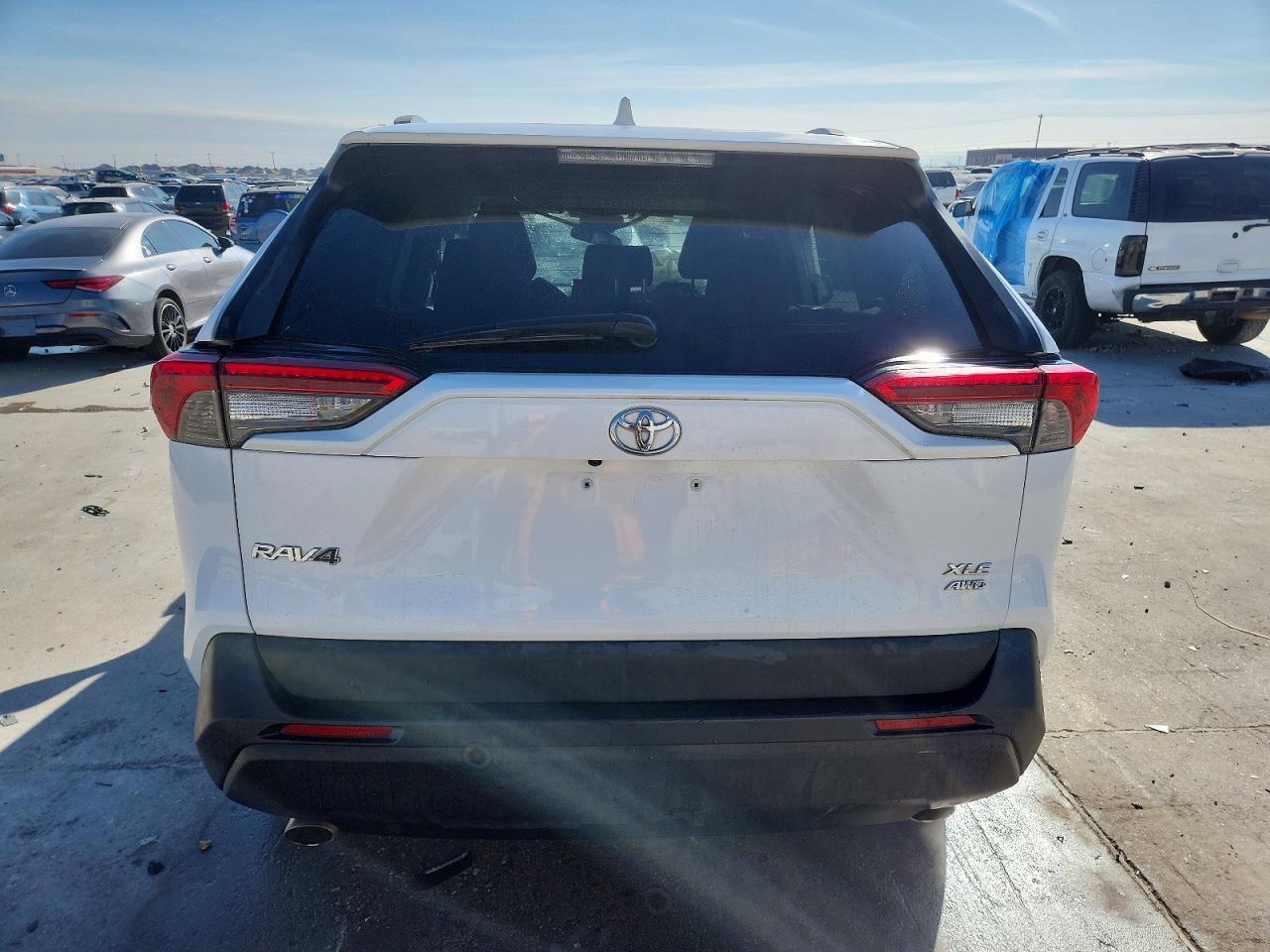 2019 TOYOTA RAV4