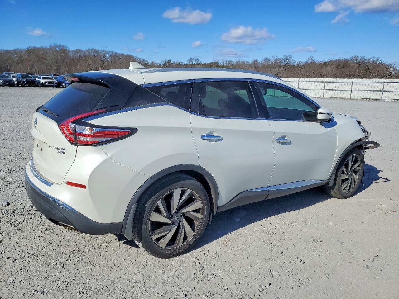 2016 NISSAN MURANO