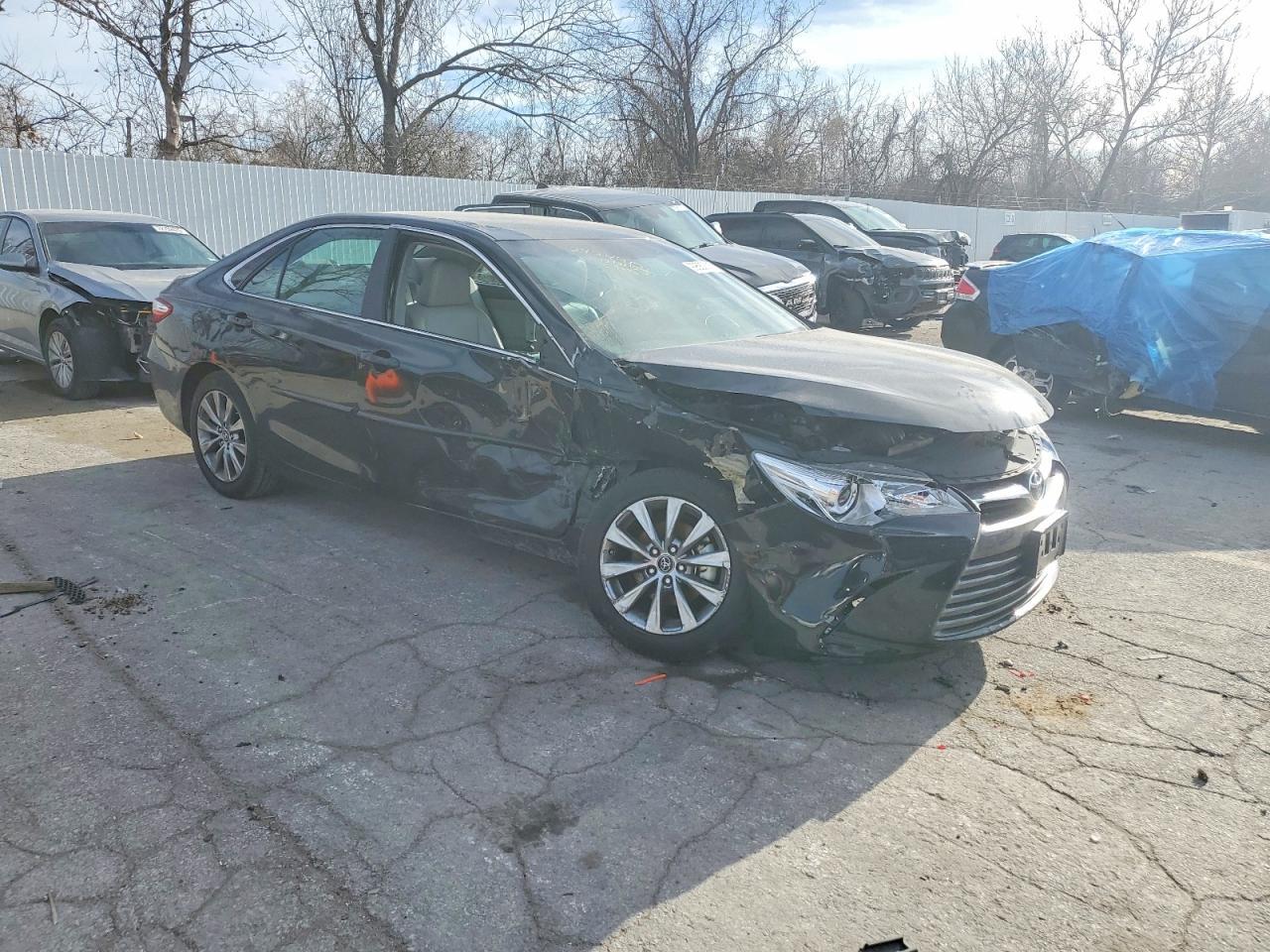 2017 TOYOTA CAMRY
