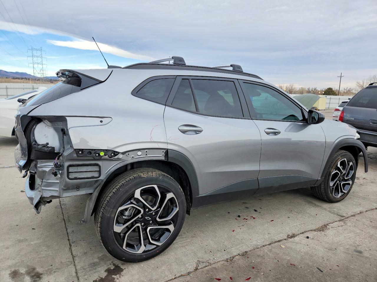 2025 CHEVROLET TRAX