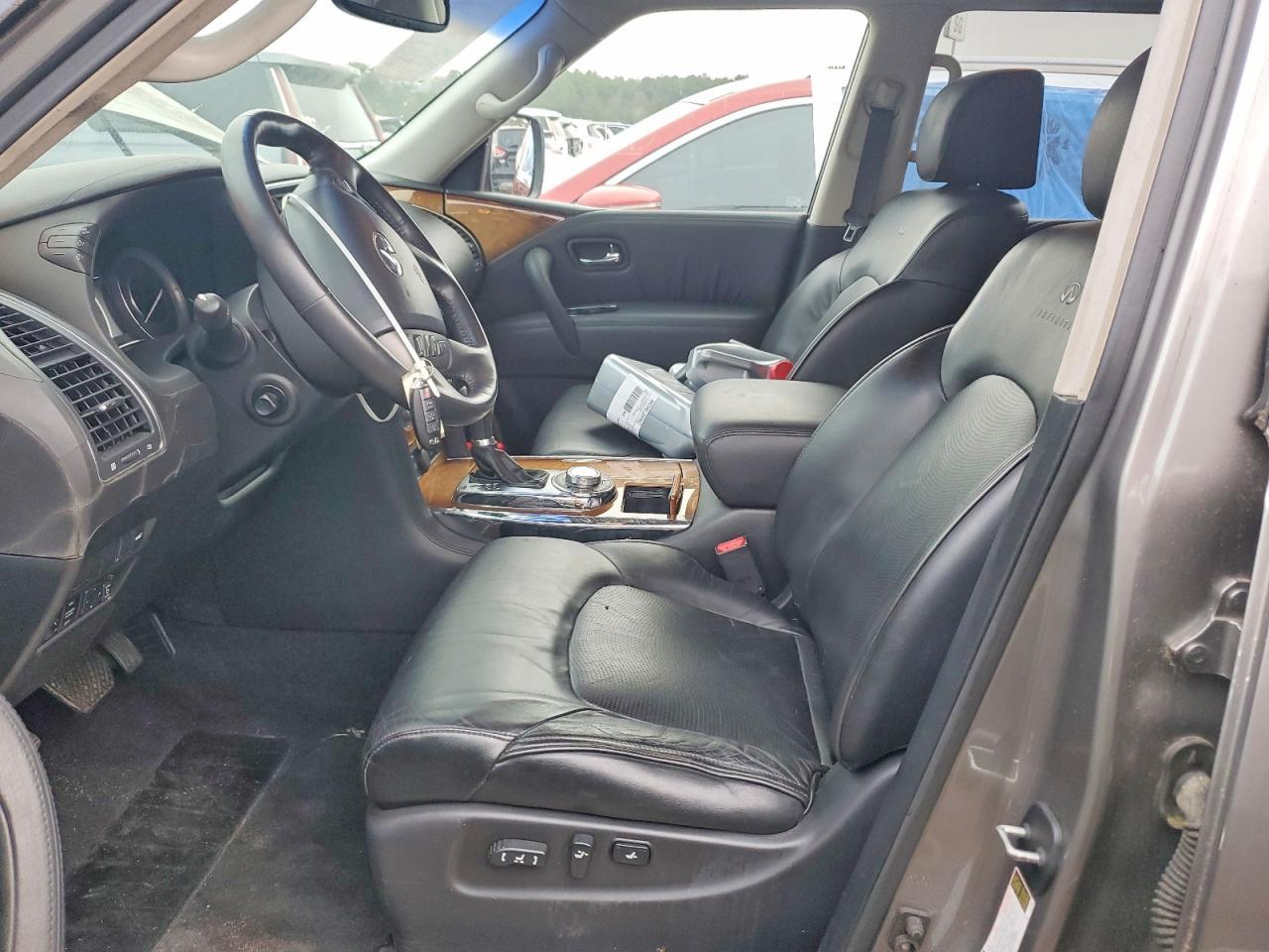 2012 INFINITI QX56