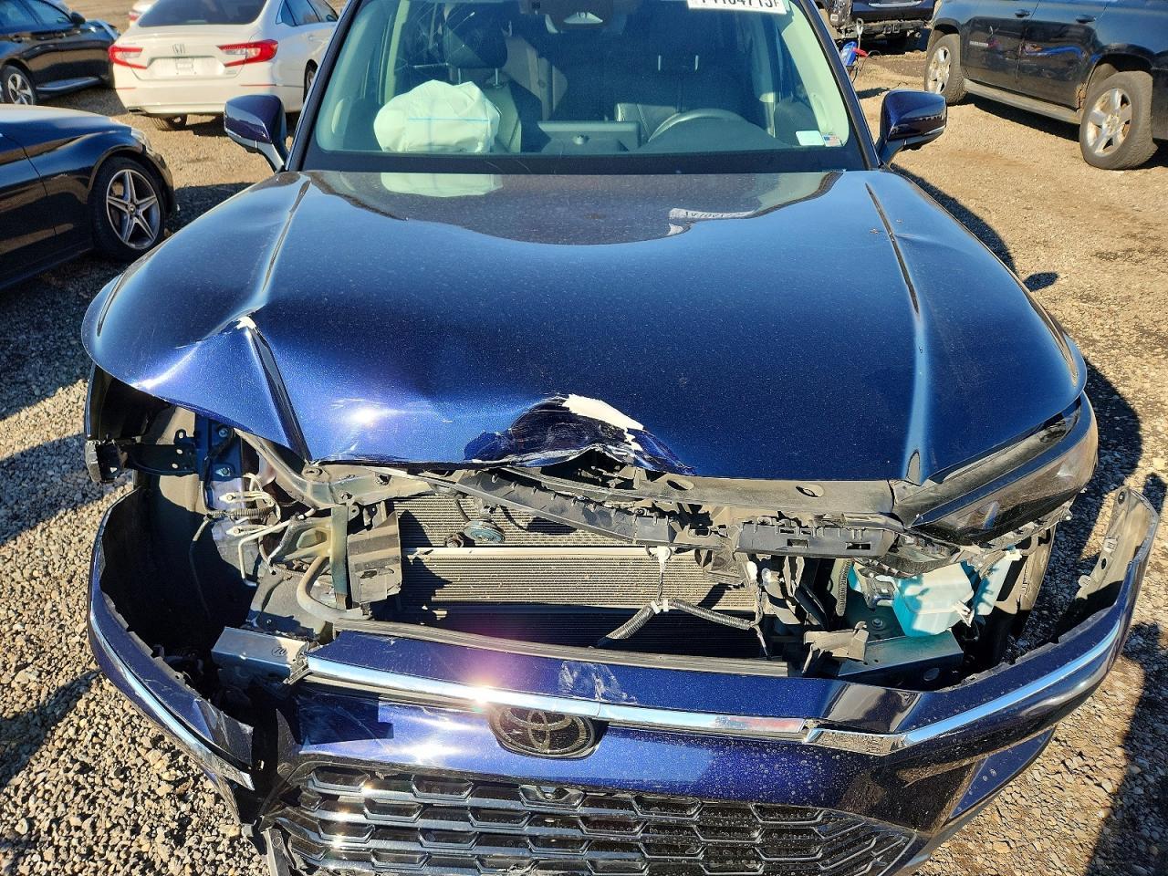 2024 TOYOTA HIGHLANDER