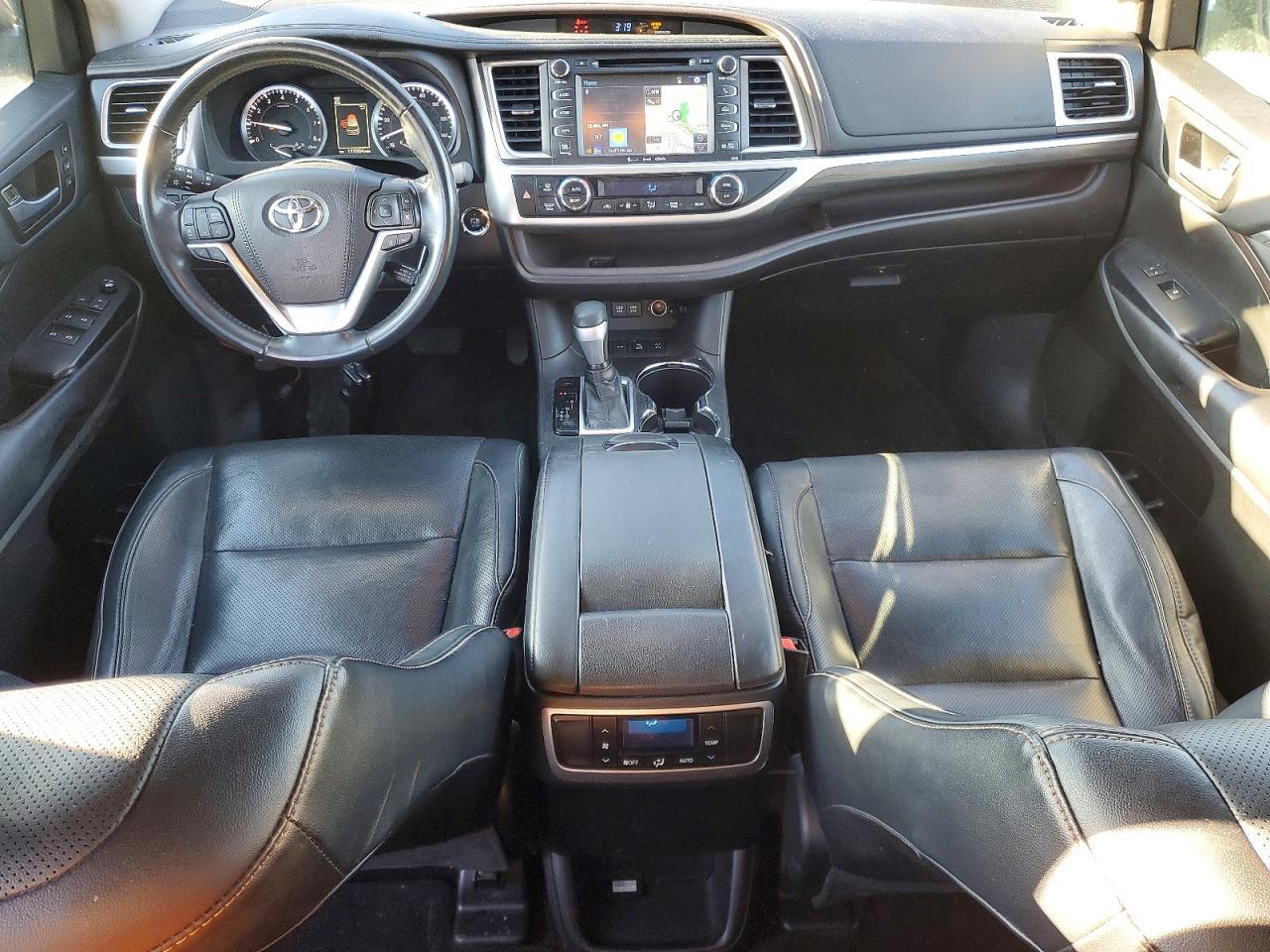 2018 TOYOTA HIGHLANDER