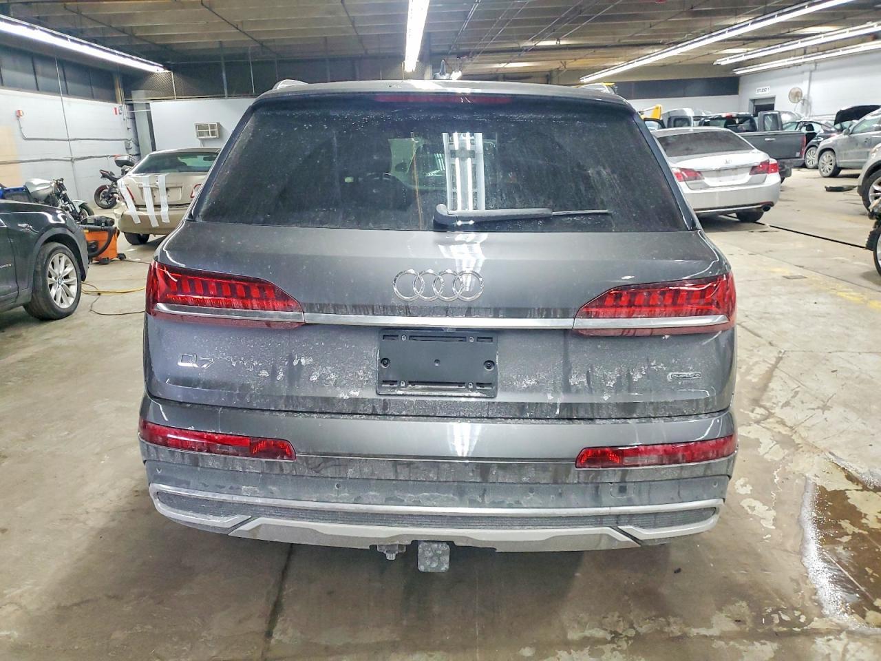 2022 AUDI Q7