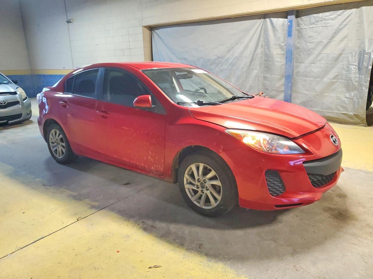 2013 MAZDA 3