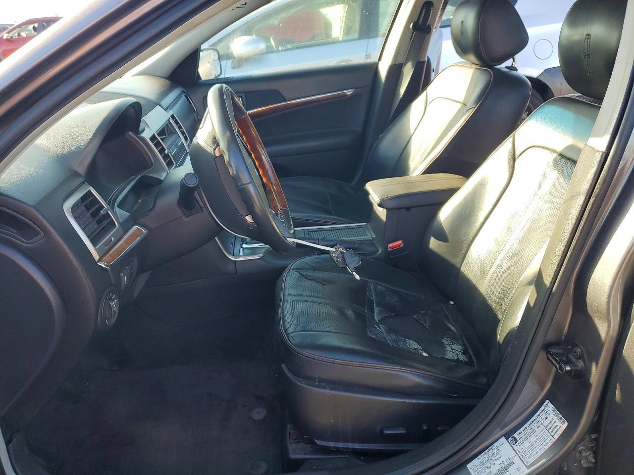 2011 LINCOLN MKZ