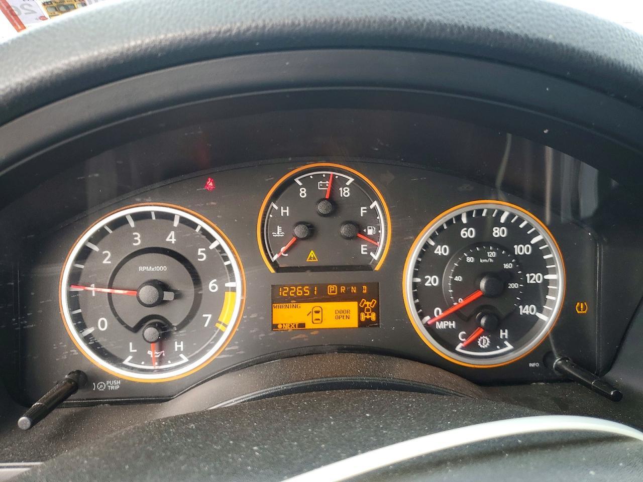 2015 NISSAN Armada