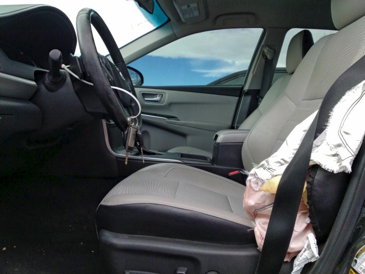 2017 TOYOTA CAMRY