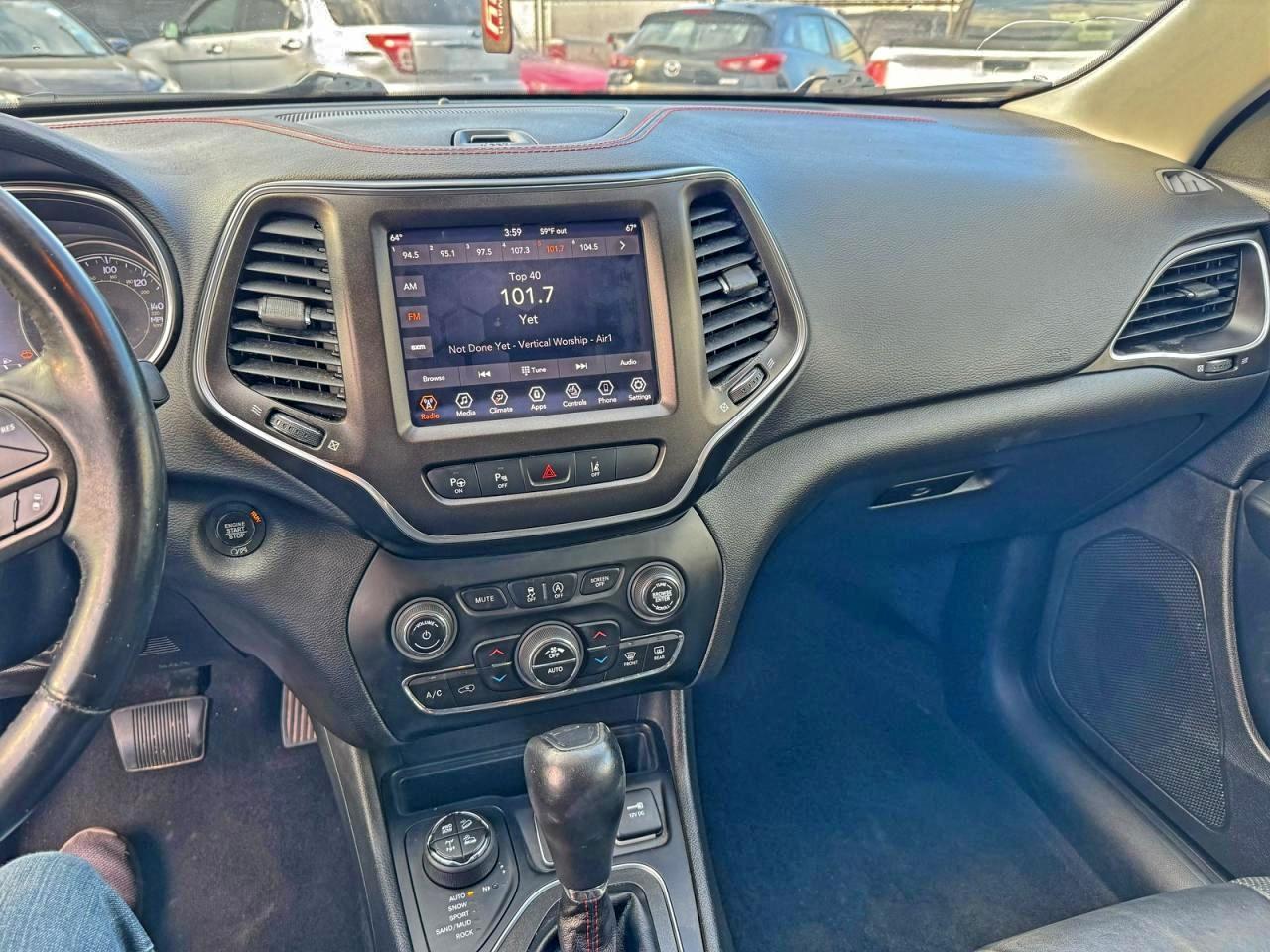 2019 JEEP CHEROKEE