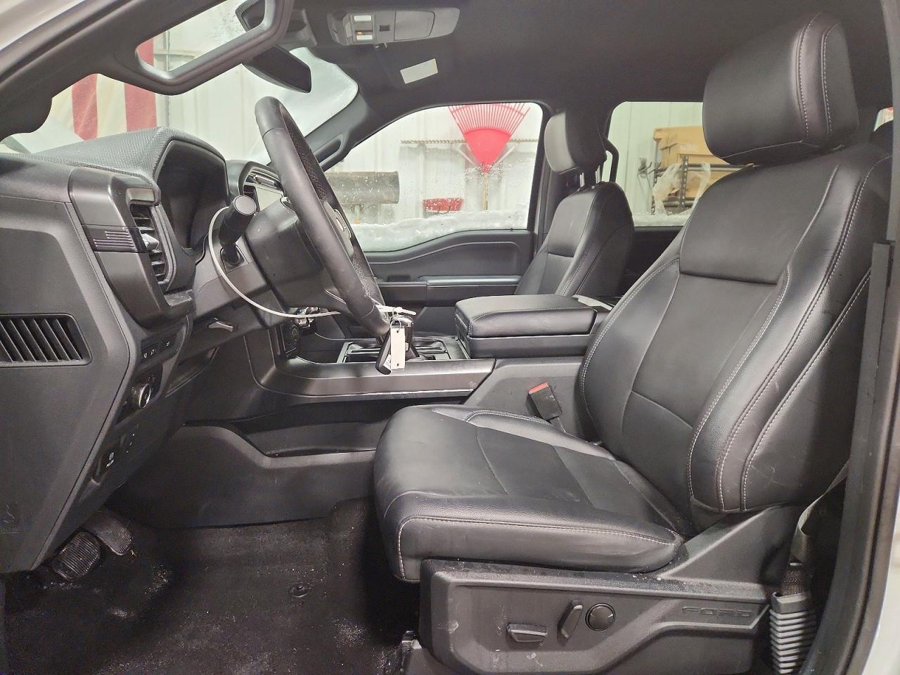 2024 FORD F-150 Lightning