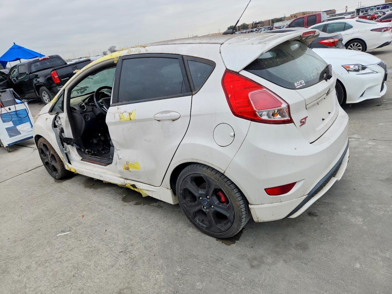 2017 FORD Fiesta