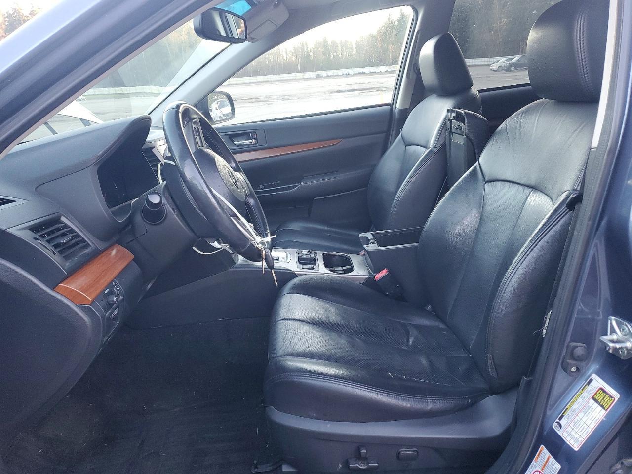 2013 SUBARU Outback