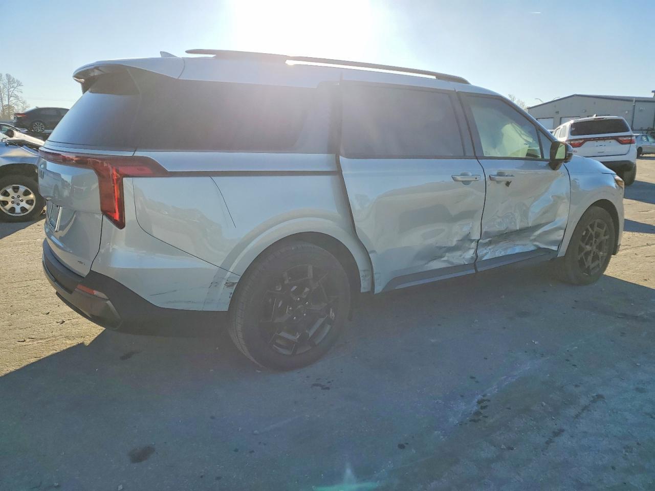 2025 KIA Carnival