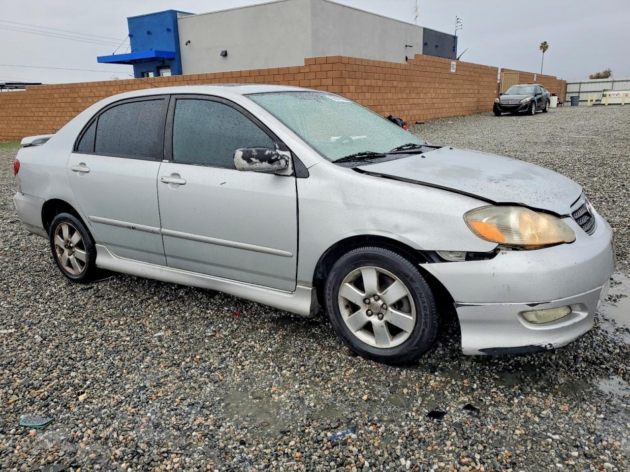 2005 TOYOTA COROLLA