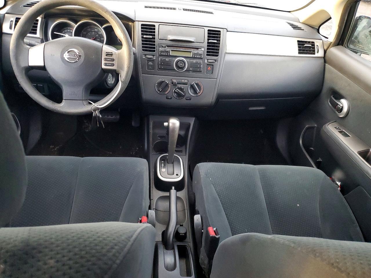 2010 NISSAN VERSA
