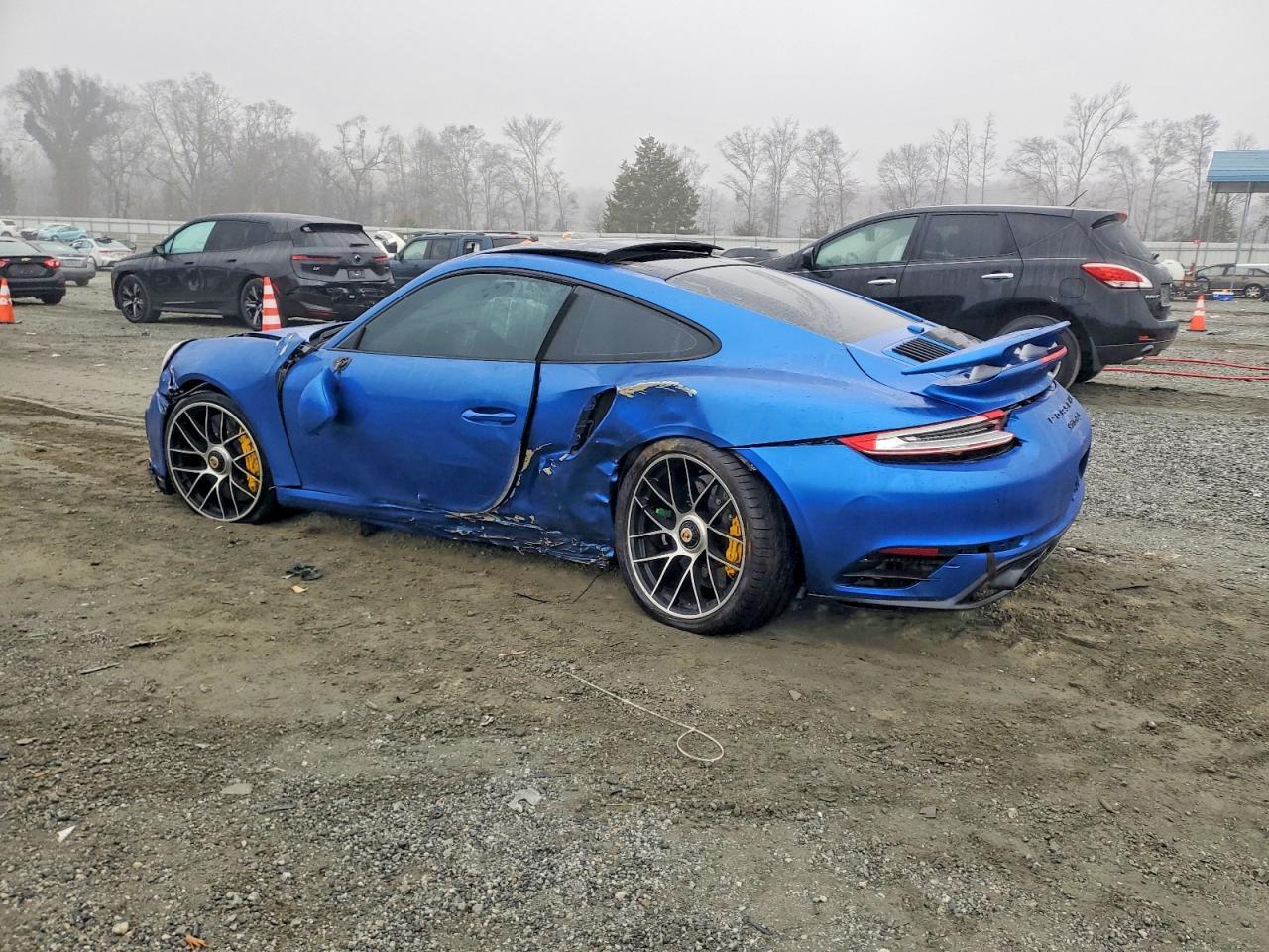 2017 PORSCHE 911