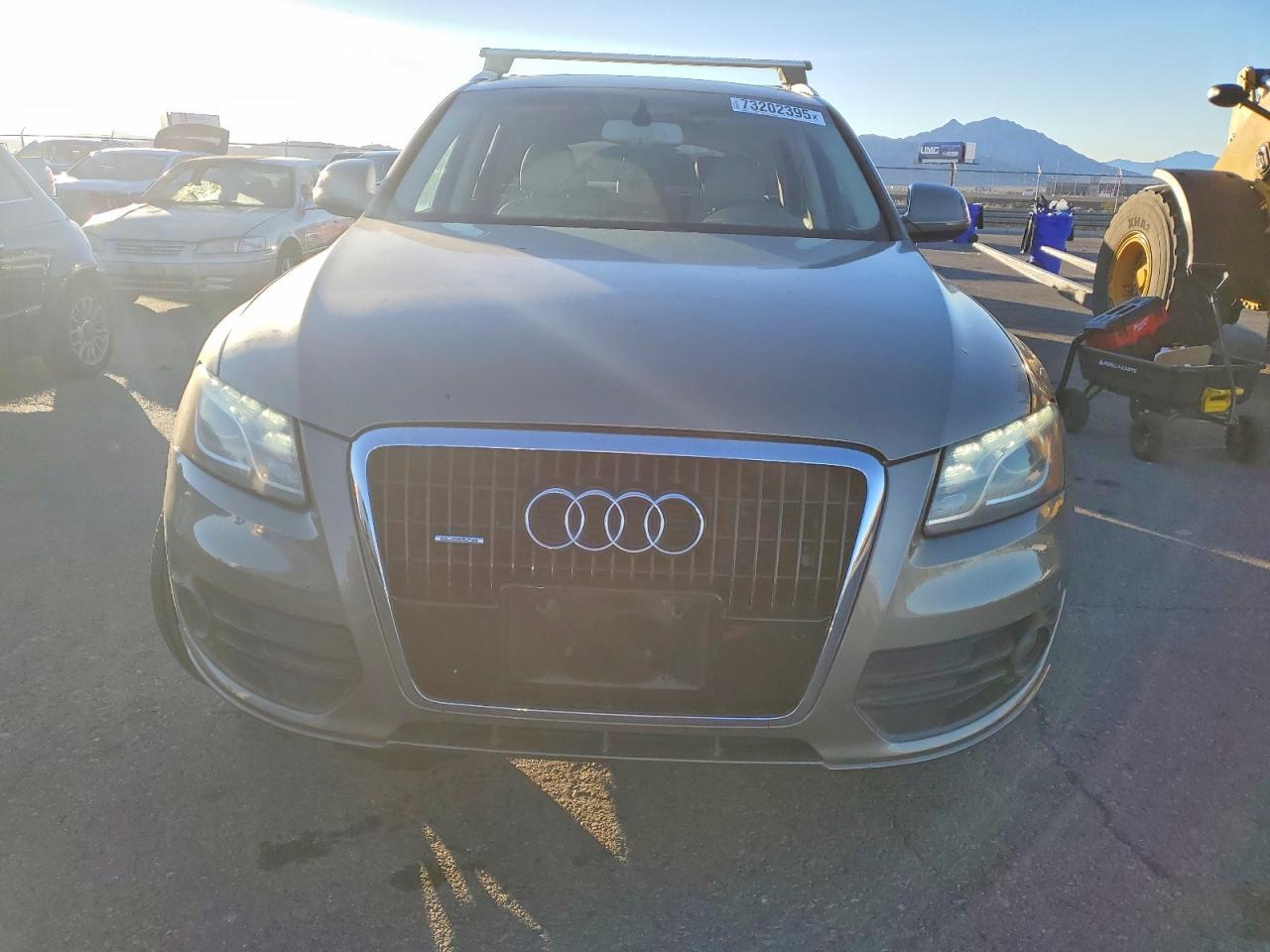 2009 AUDI Q5