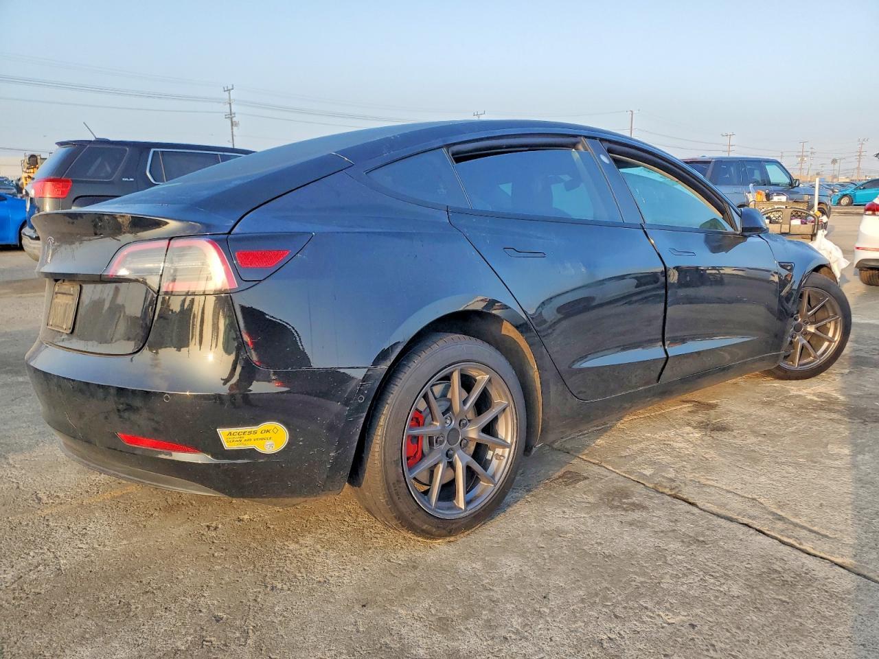 2021 TESLA MODEL 3