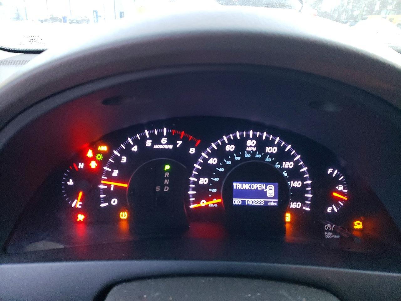 2011 TOYOTA CAMRY
