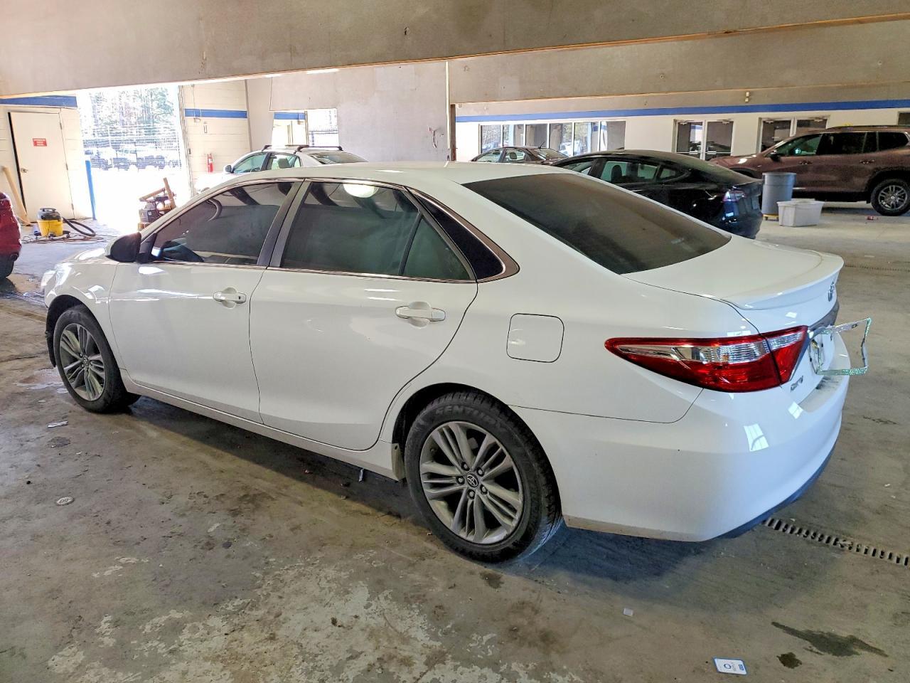 2017 TOYOTA CAMRY